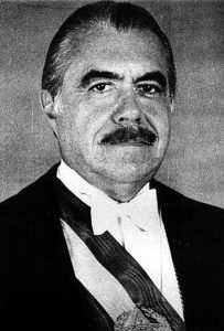 JOSÉ SARNEY