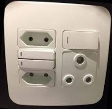 TOMADA NA ÁFRICA DO SUL