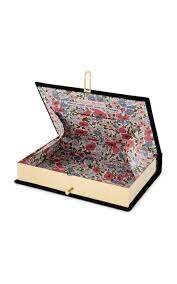 BOLSAS COM CAPAS DE LIVROS 2