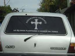 FUNERÁRPA COM NOME BIZARRO