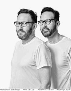 FOTÓGRAFO E O PROJETO DE ENCONTRAR PESSOAS PARECIDAS 3
