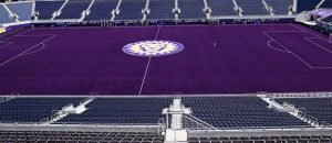 gramado roxo divulgada no site oficial do Orlando City