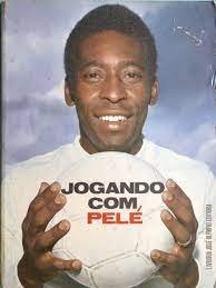 livro “Jogando com Pelé”