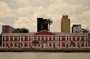 Ginásio Pernambucano, instituição de ensino médio de Recife